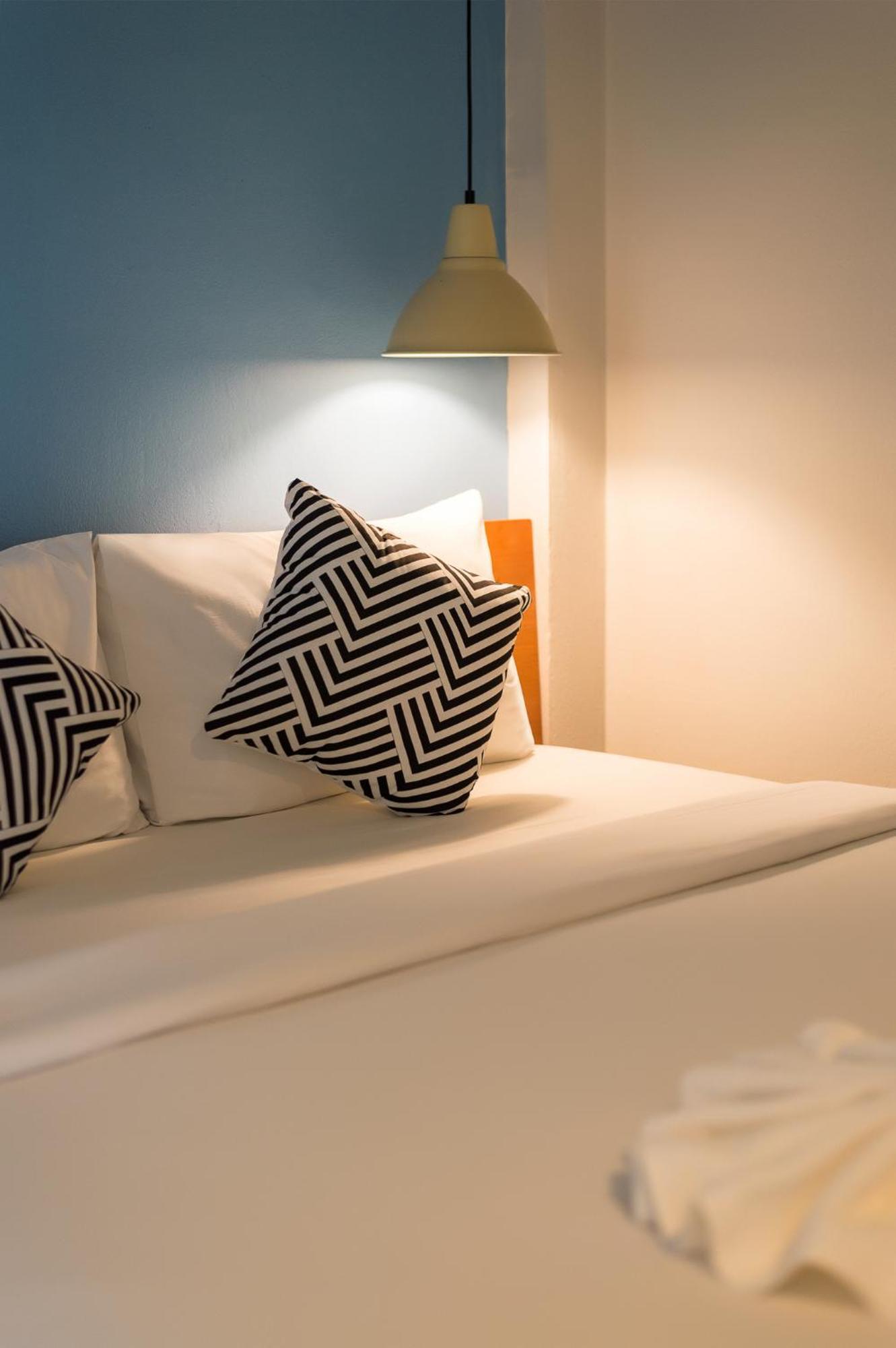Tiya House Rooms & Cafe Краби Номер фото